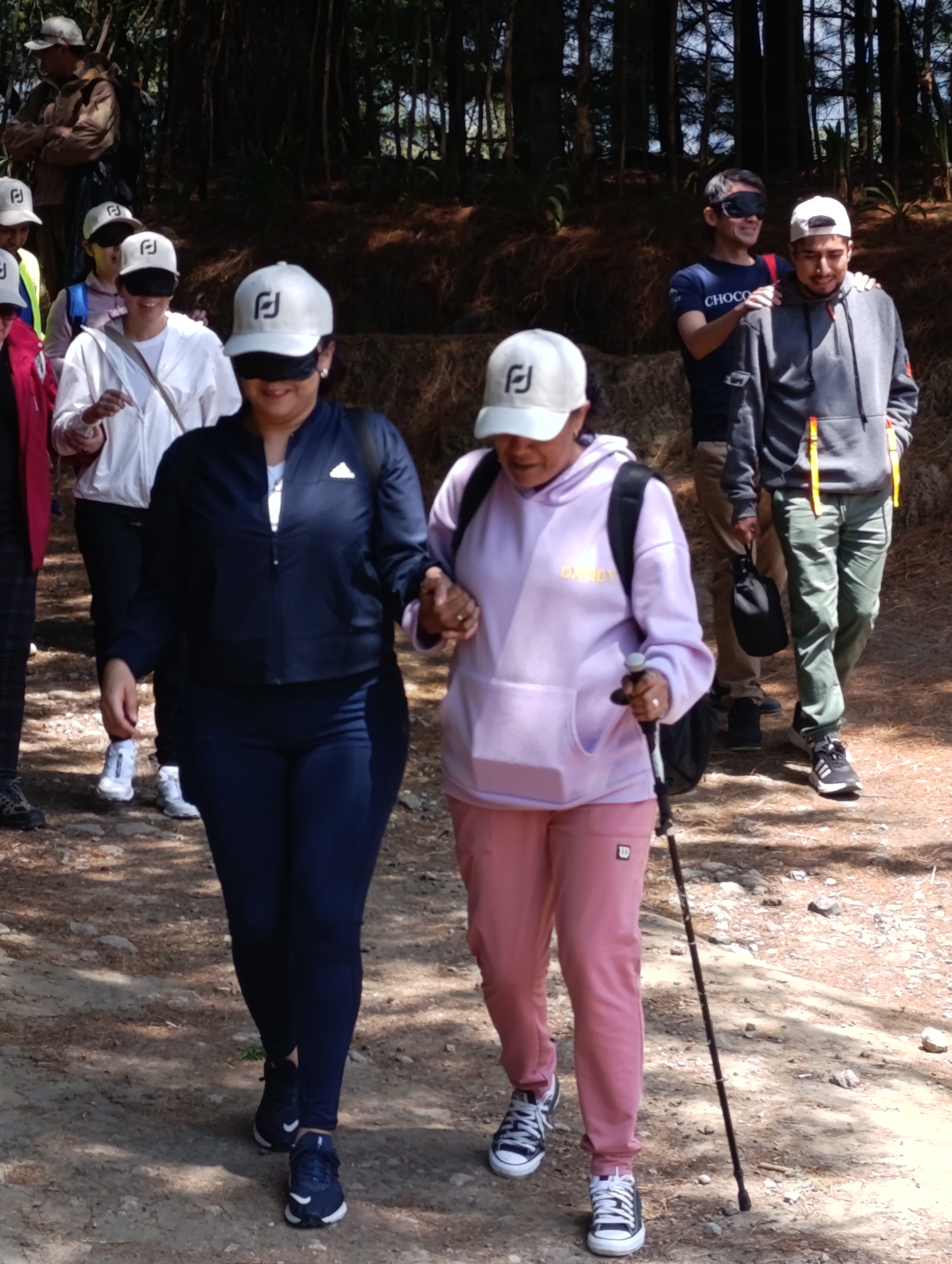 Actividad de teambuilding y cultura regenerativa en la naturaleza
